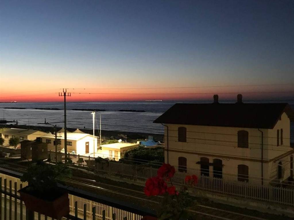 appartamento in vendita a Falconara Marittima