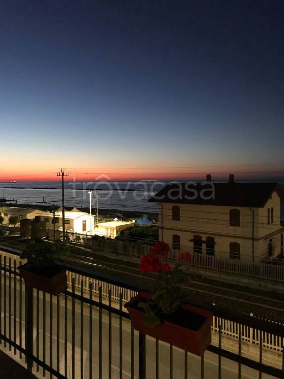 appartamento in vendita a Falconara Marittima
