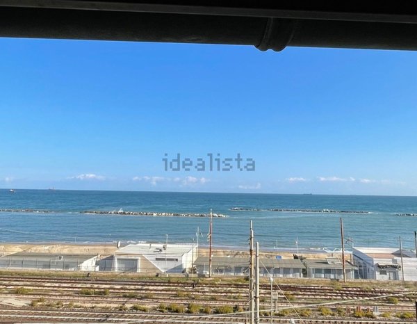 appartamento in vendita a Falconara Marittima