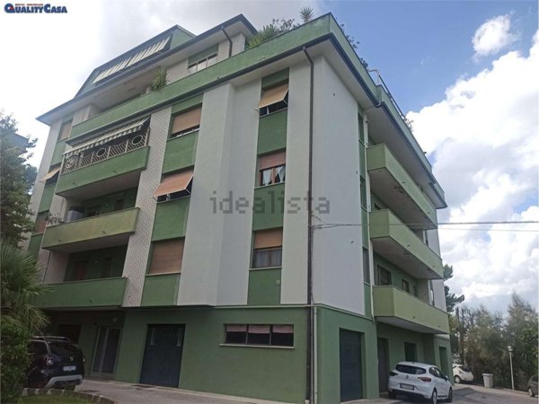 appartamento in vendita a Falconara Marittima