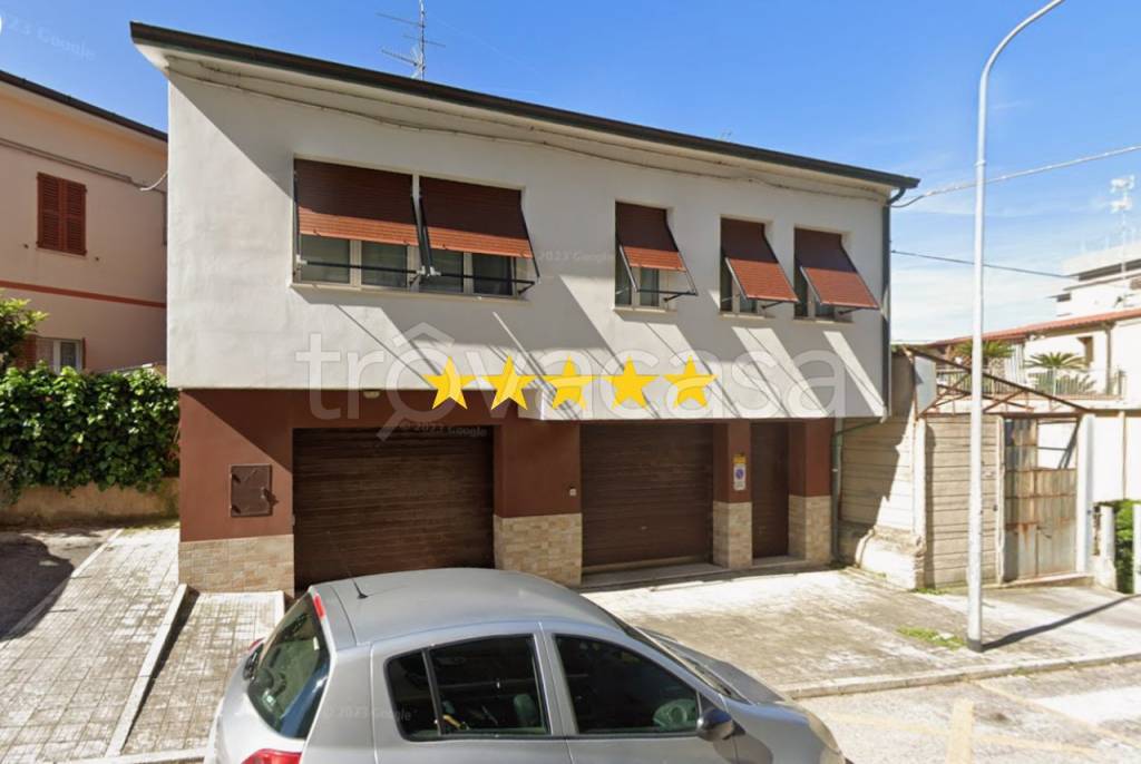 appartamento in vendita a Falconara Marittima