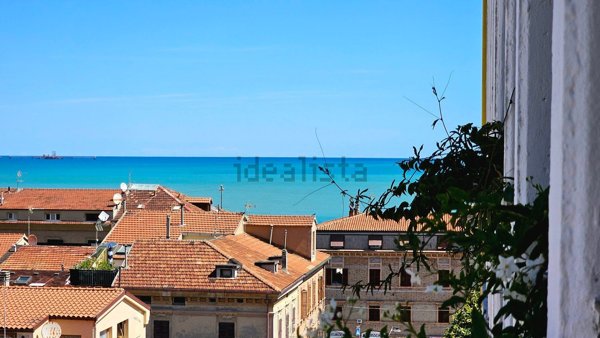 appartamento in vendita a Falconara Marittima