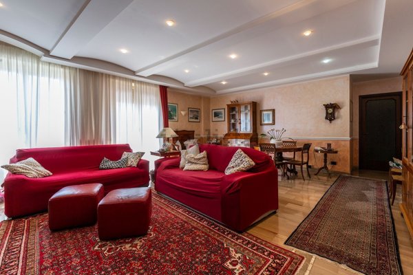 appartamento in vendita a Falconara Marittima