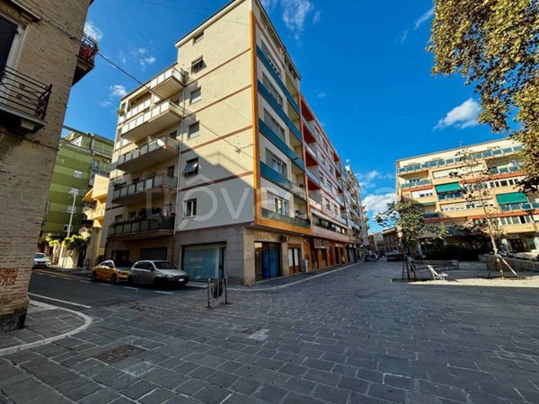 appartamento in vendita a Falconara Marittima