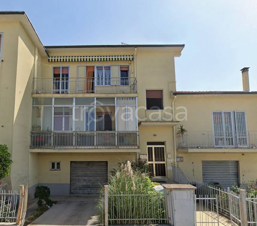 appartamento in vendita a Falconara Marittima