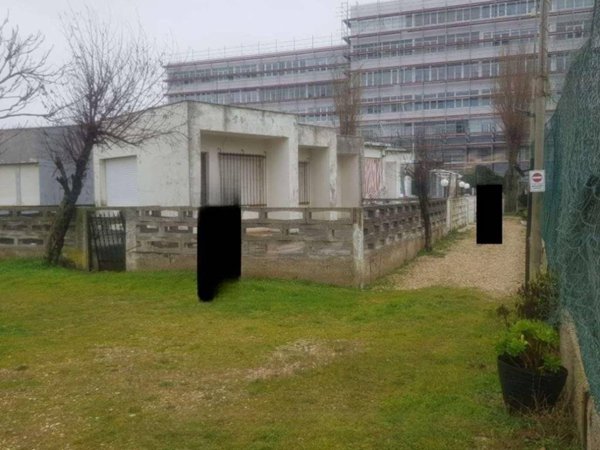 appartamento in vendita a Falconara Marittima