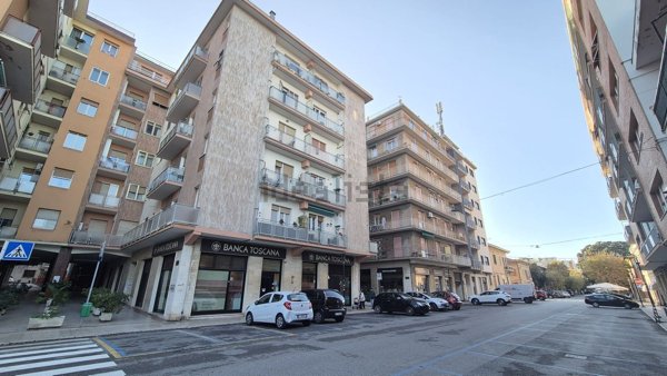 appartamento in vendita a Falconara Marittima