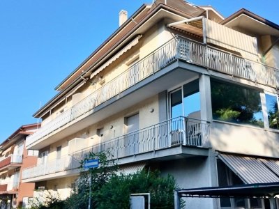 appartamento in vendita a Falconara Marittima