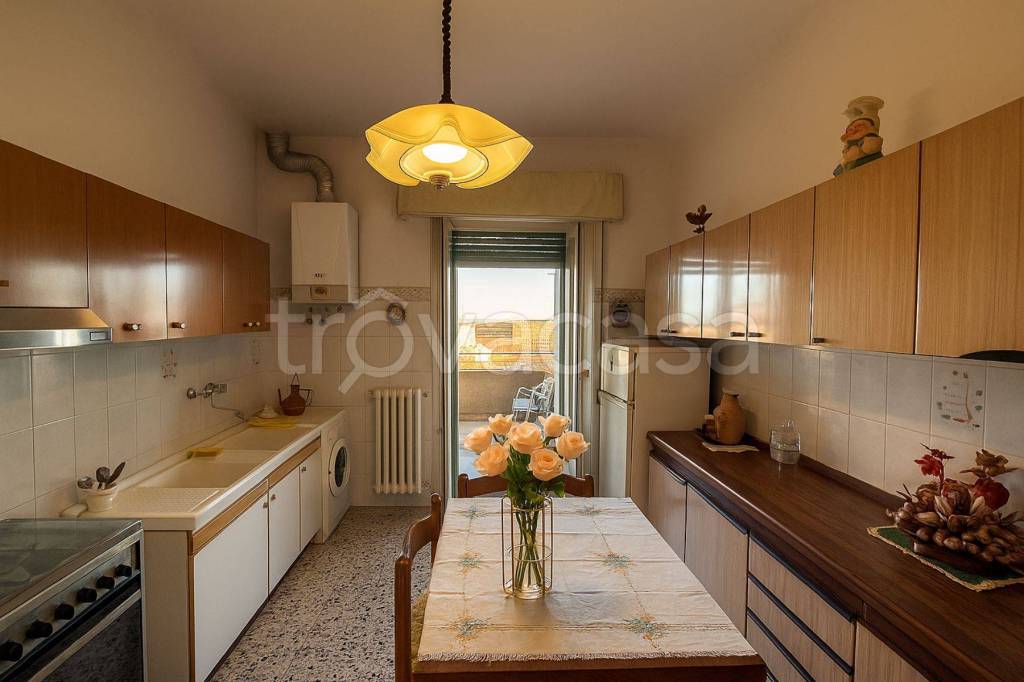 appartamento in vendita a Falconara Marittima