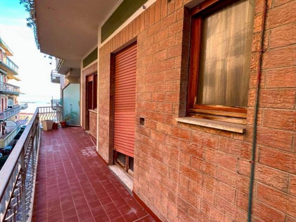 appartamento in vendita a Falconara Marittima in zona Palombina Vecchia