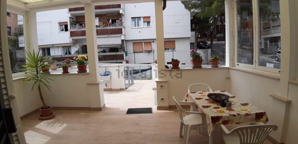 casa indipendente in vendita a Falconara Marittima