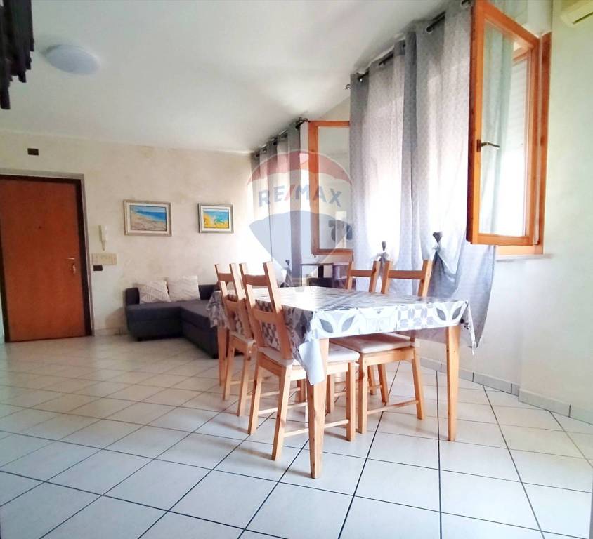 appartamento in vendita a Falconara Marittima