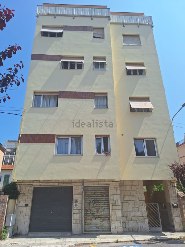 locale commerciale in vendita a Falconara Marittima