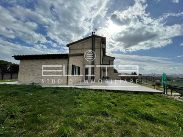 appartamento in vendita a Falconara Marittima in zona Falconara Alta