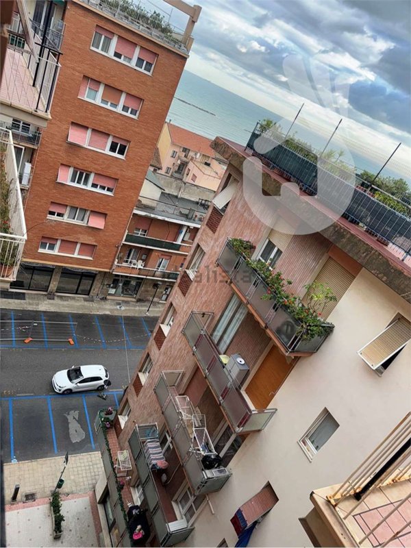 appartamento in vendita a Falconara Marittima