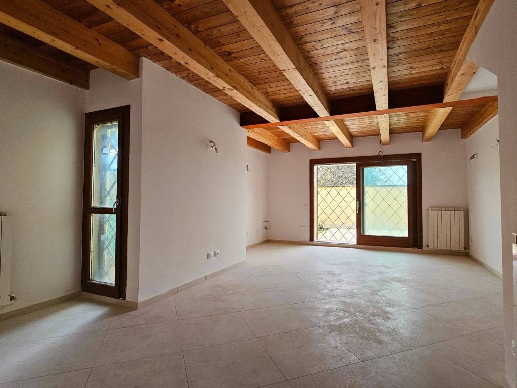 appartamento in vendita a Falconara Marittima