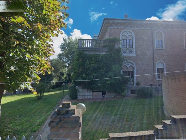 appartamento in vendita a Falconara Marittima