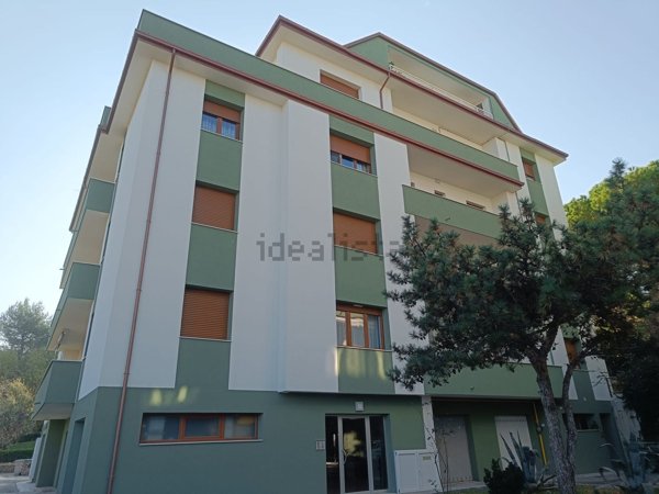 appartamento in vendita a Falconara Marittima