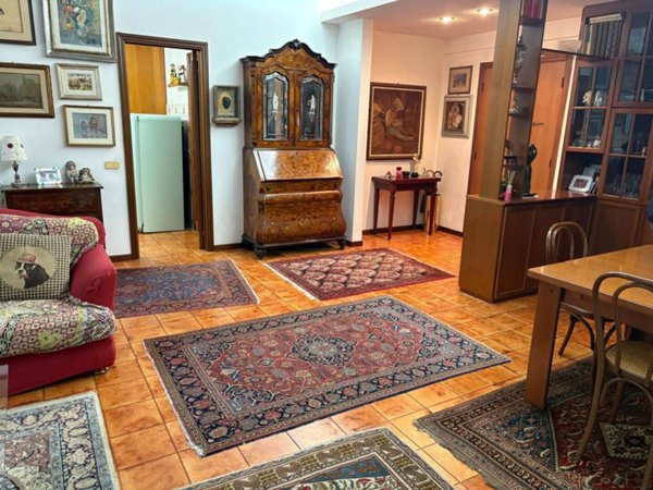 appartamento in vendita a Falconara Marittima in zona Palombina Vecchia