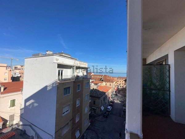 appartamento in vendita a Falconara Marittima