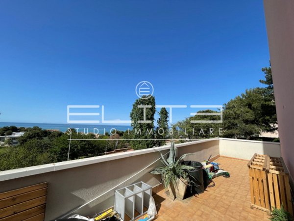 appartamento in vendita a Falconara Marittima in zona Falconara Alta