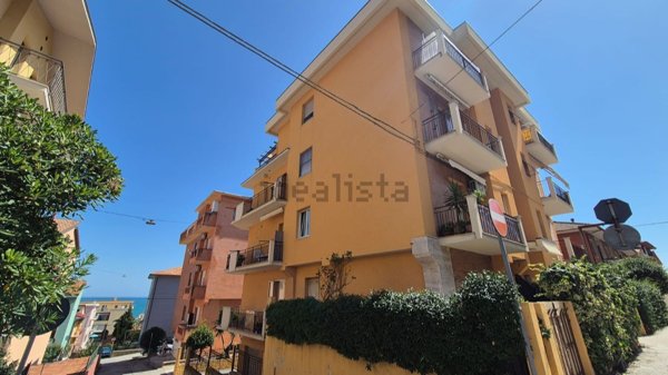 appartamento in vendita a Falconara Marittima