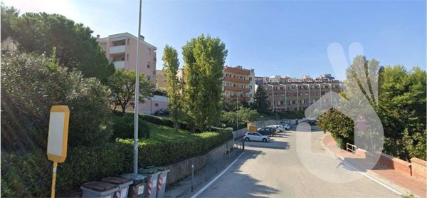 appartamento in vendita a Falconara Marittima