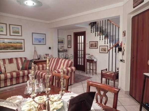 appartamento in vendita a Falconara Marittima in zona Castelferretti