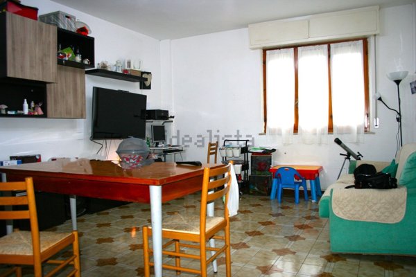 appartamento in vendita a Falconara Marittima in zona Castelferretti