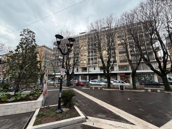 appartamento in vendita a Falconara Marittima