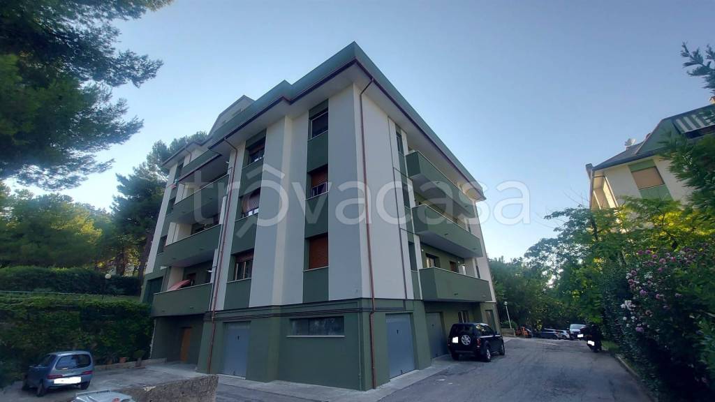 appartamento in vendita a Falconara Marittima