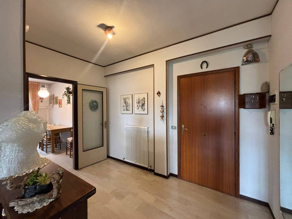 appartamento in vendita a Falconara Marittima