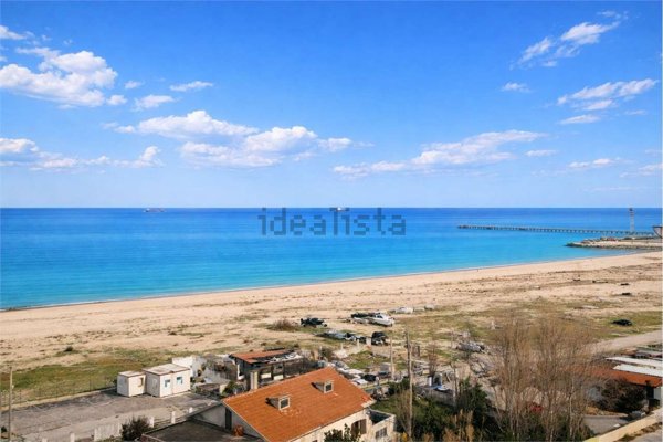 appartamento in vendita a Falconara Marittima