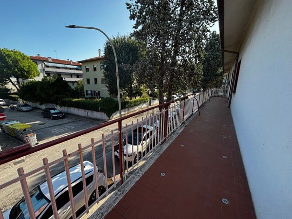 appartamento in vendita a Falconara Marittima