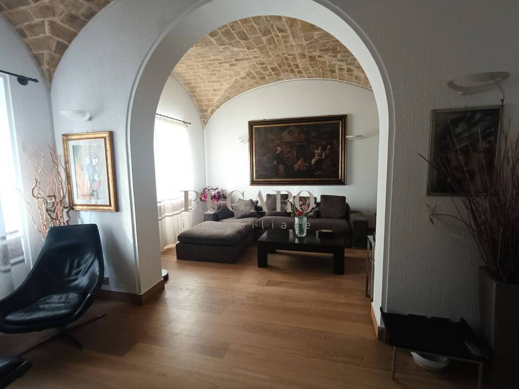 casa indipendente in vendita a Falconara Marittima