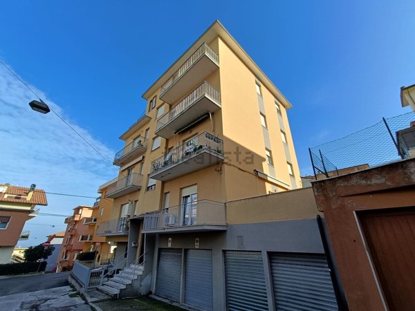 appartamento in vendita a Falconara Marittima