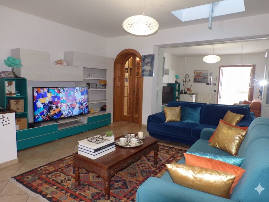 appartamento in vendita a Falconara Marittima