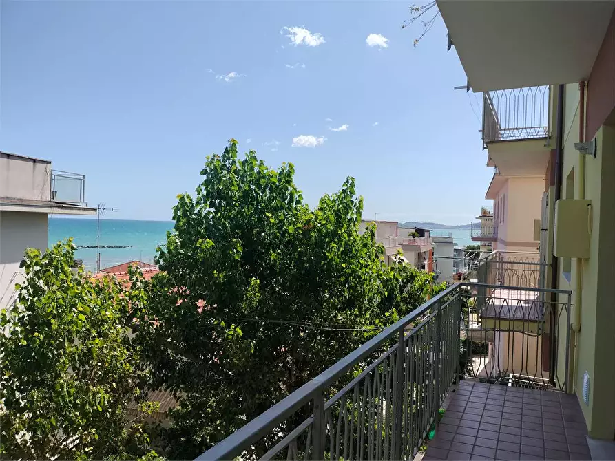 appartamento in vendita a Falconara Marittima