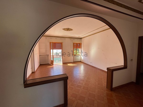 appartamento in vendita a Falconara Marittima in zona Castelferretti