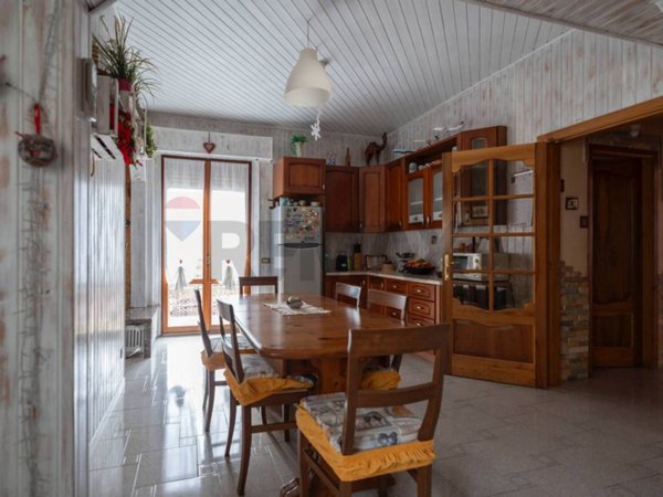 appartamento in vendita a Falconara Marittima in zona Castelferretti