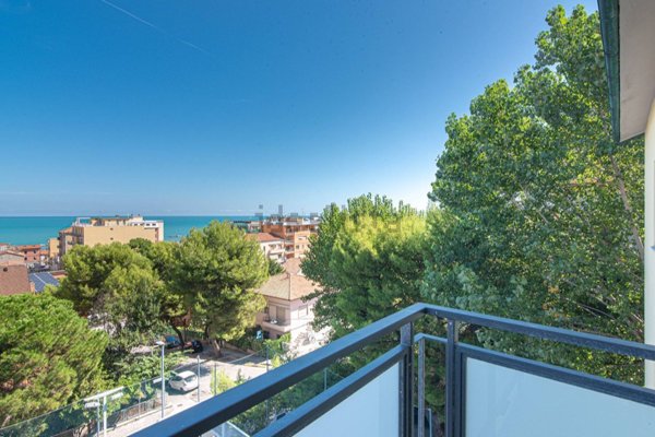 appartamento in vendita a Falconara Marittima