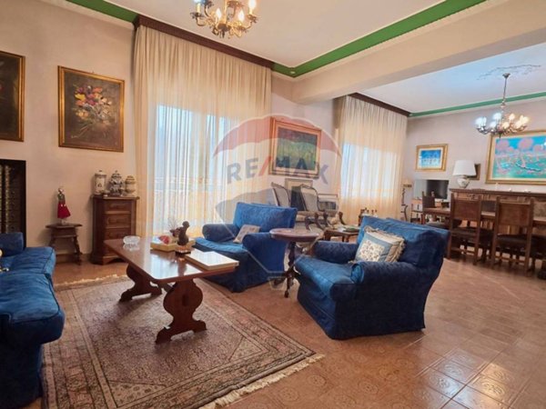 appartamento in vendita a Falconara Marittima