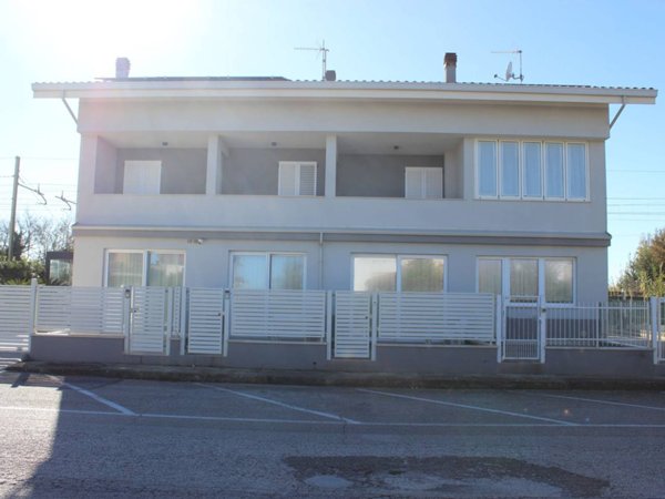 appartamento in vendita a Falconara Marittima