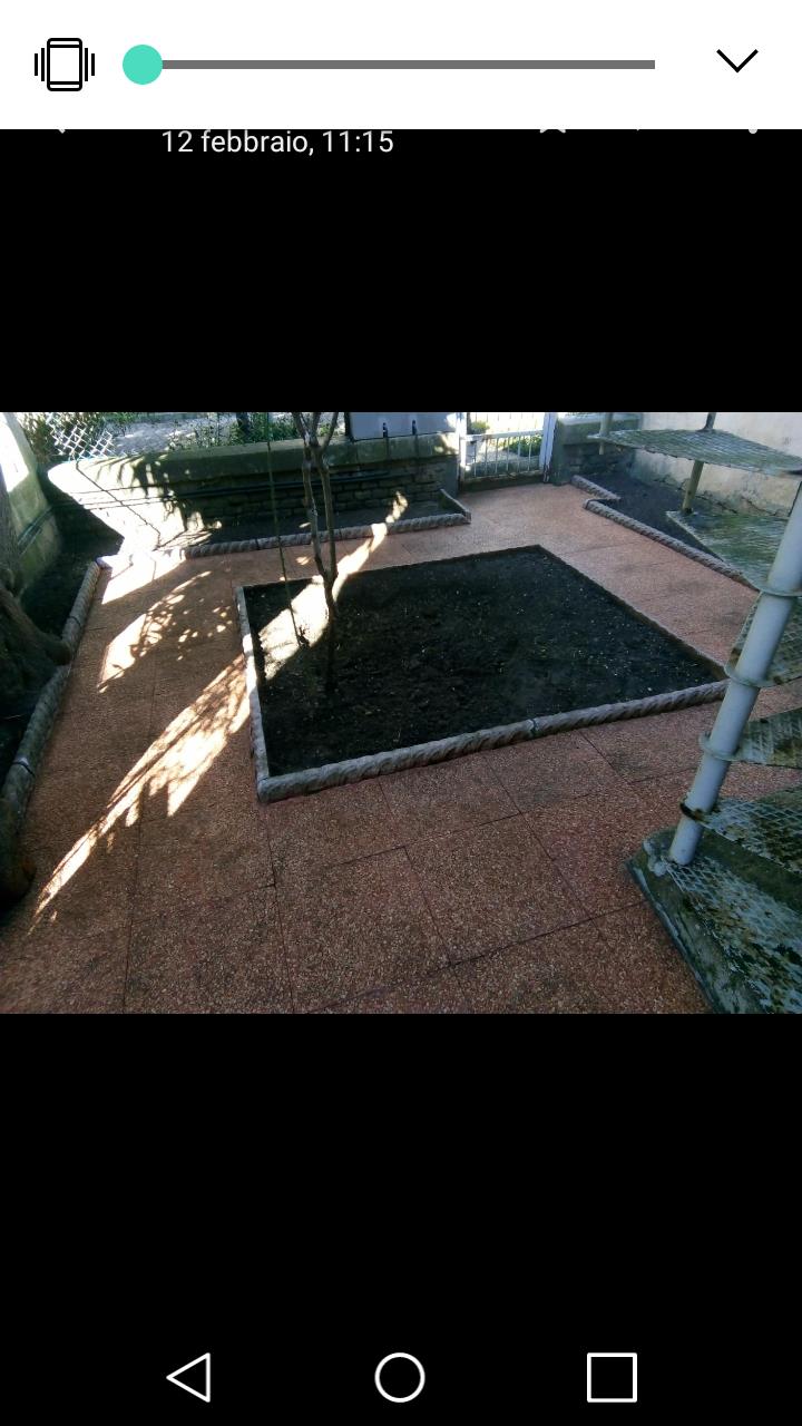 appartamento in vendita a Falconara Marittima in zona Castelferretti