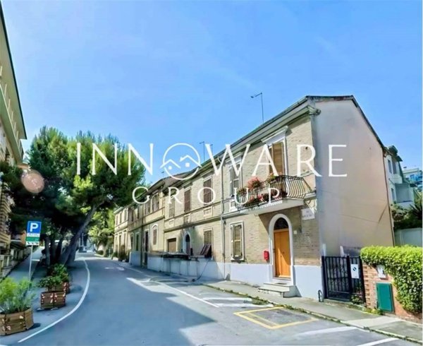 appartamento in vendita a Falconara Marittima