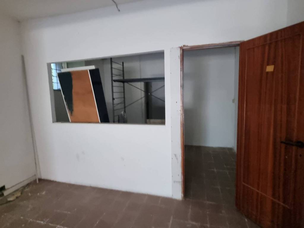 negozio in vendita a Falconara Marittima