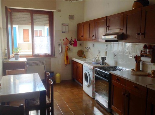 appartamento in vendita a Falconara Marittima in zona Palombina Vecchia