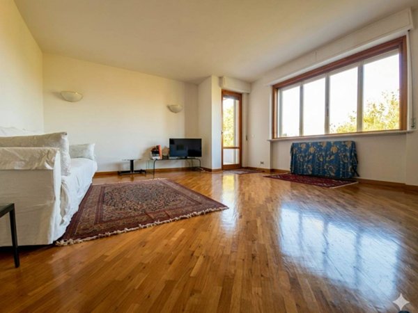 appartamento in vendita a Falconara Marittima