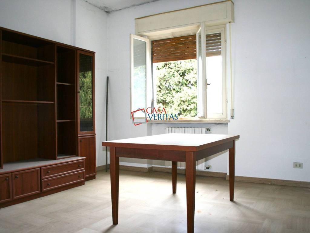 appartamento in vendita a Falconara Marittima in zona Castelferretti