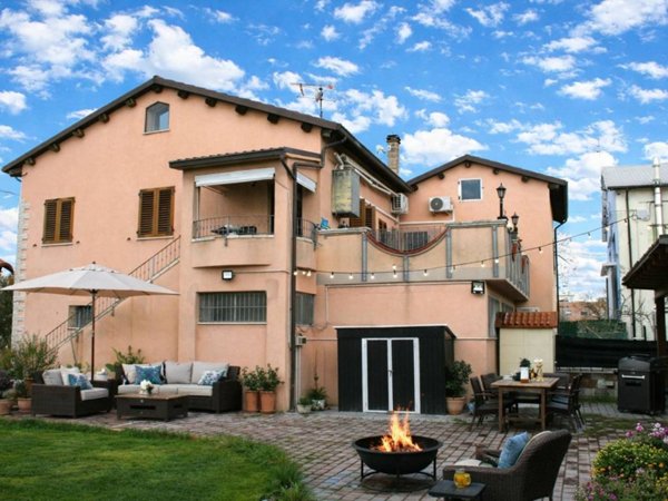 casa indipendente in vendita a Falconara Marittima in zona Castelferretti